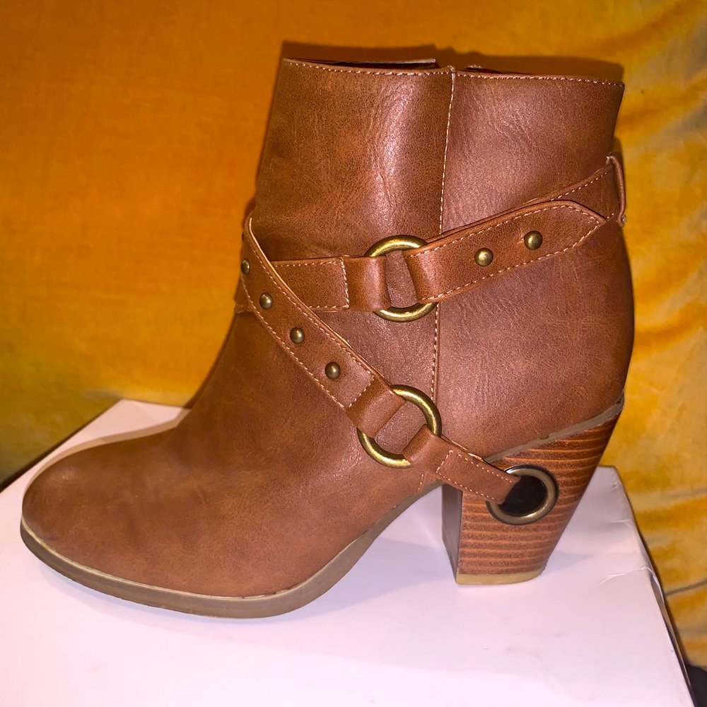 Ecote Booties